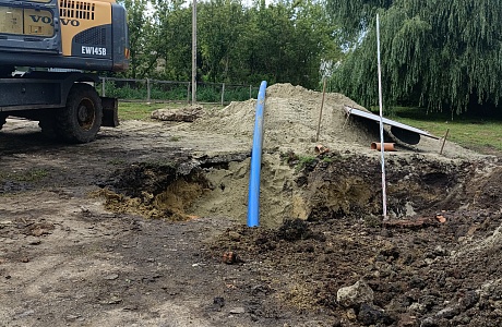 Для 1650 жителей села Ермоловка улучшилось качество коммунальных услуг после ремонта системы водоотведения
